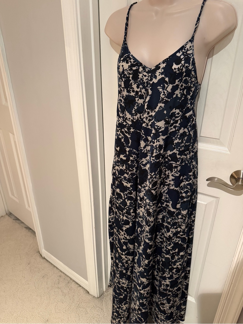 Simply Vera Vera Wang Navy and White Floral Spaghetti-Strap Maxi Dress